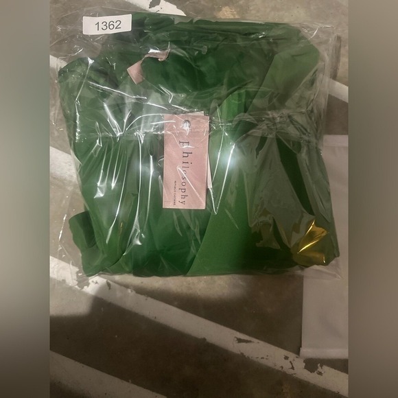 Philosophy Green Blazer with Notched Lapels and Structured Shoulders - Picture 4 of 4